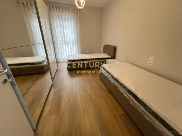 Tirane, jepet me qera apartament Kati 6, 115 m² 780 € (Don Bosko)