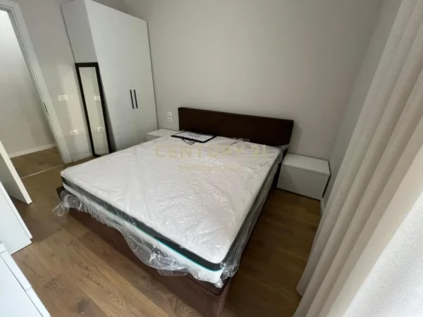 Tirane, jepet me qera apartament Kati 2, 99 m² 720 € (Don Bosko)