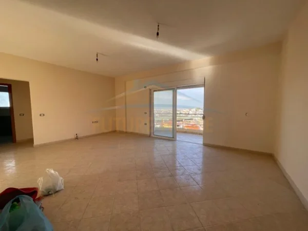Tirane, shitet apartament 3+1 Kati 4, 100 m² 136.000 € (Shkozë)