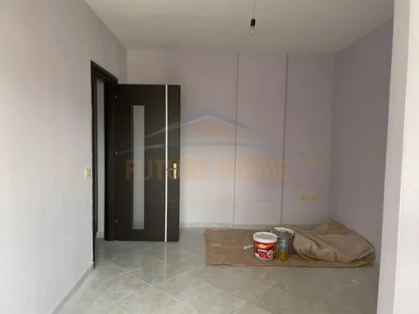 Tirane, shitet apartament 3+1 Kati 5, 116 m² 145.000 € (Fresk)
