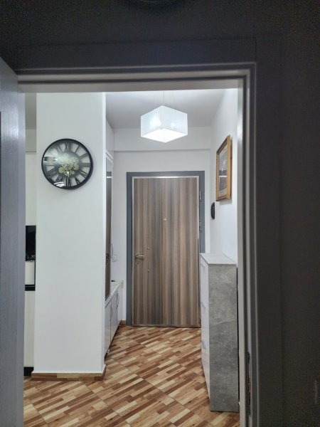 Tirane, shitet 1+1+Aneks+Ballkon Kati 3, 110.000 € (Bedri Karapici)