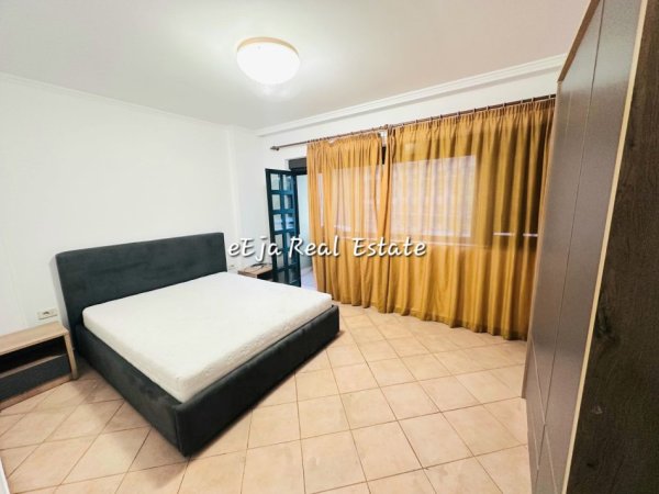 Tirane, jepet me qera apartament 1+1+Ballkon Kati 4, 70 m² 450 € (21 dgjetori)