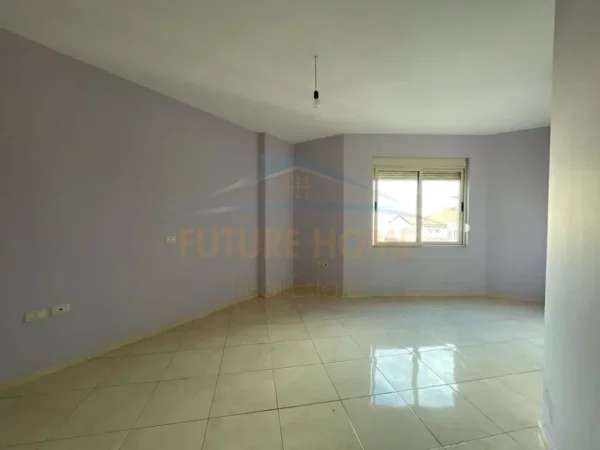 Tirane, shitet apartament 3+1 Kati 6, 138 m² 172.700 € (Fresk)