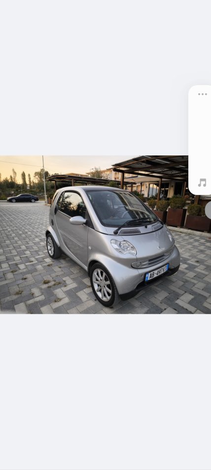 Vlore, shes makine Smart Passion Benzin, gri metalizato automatik Kondicioner 165.000 km 2.500 €