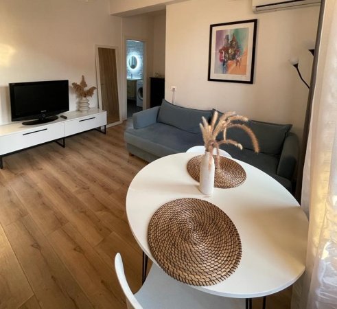 Tirane, jap me qera 1+1 Kati 2, 50 m² 450 € (Ramazan Bogdani)