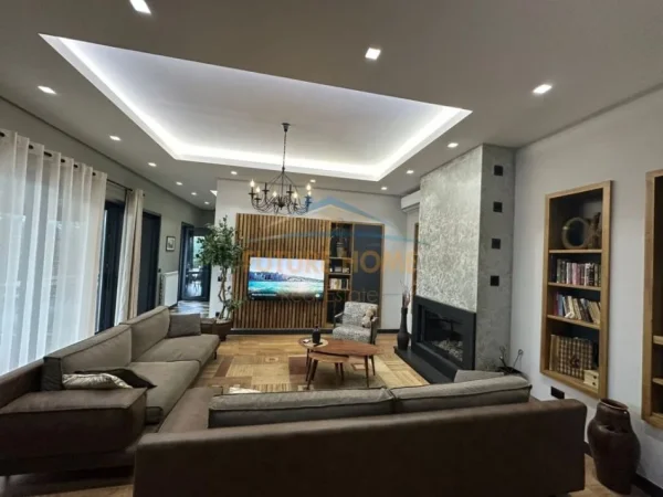 Tirane, shitet Vile 3 Katshe Kati 0, 539 m² 1.400.000 € (MJULL BATHORE)