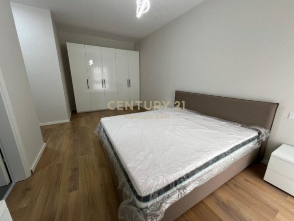 Tirane, jepet me qera apartament 2+1 Kati 6, 115 m² 780 € (don bosko)