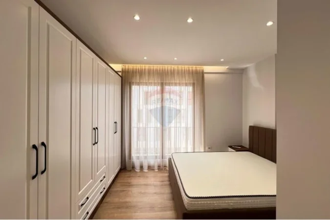 Tirane, jepet me qera apartament 2+1+Ballkon Kati 5, 98 m² 650 € (TEODOR KEKO)