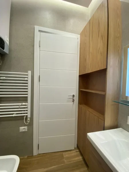 Tirane, jepet me qera apartament 1+1+Aneks+Ballkon Kati 7, 75 m² 800 € (Rruga e Kavajes)