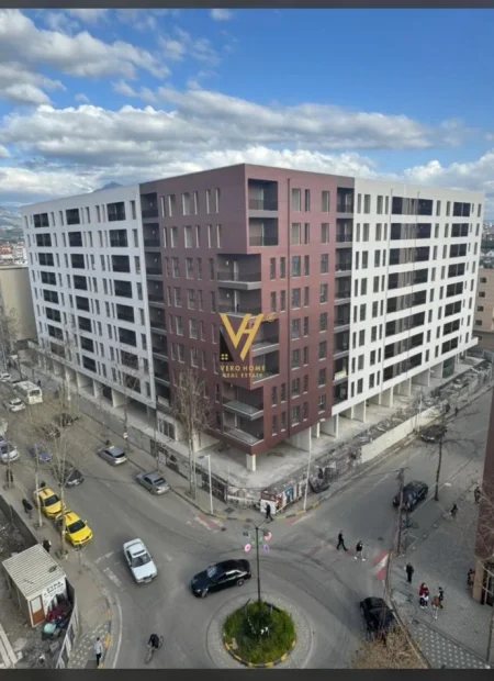 Tirane, shitet apartament 1+1+Ballkon Kati 4, 78 m² 69.000 € (KAMEZ)