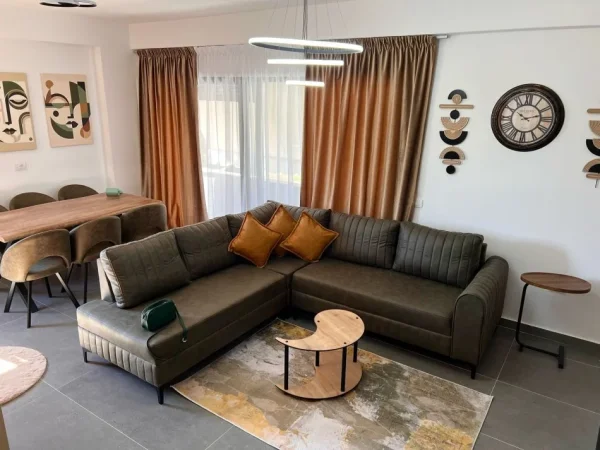 Tirane, jepet me qera apartament duplex Dublex Kati 4, 130 m² 1.000 € (kodra e diellit)