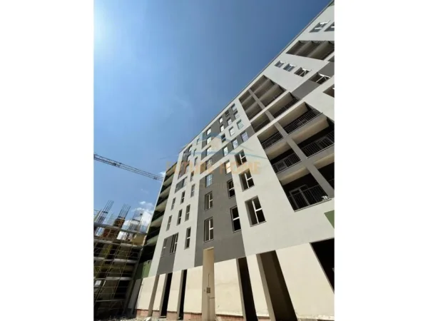 Tirane, shitet apartament 2+1+Ballkon Kati 2, 94 m² 117.500 € (Casa Italia '' Tirana Entery 2 '')