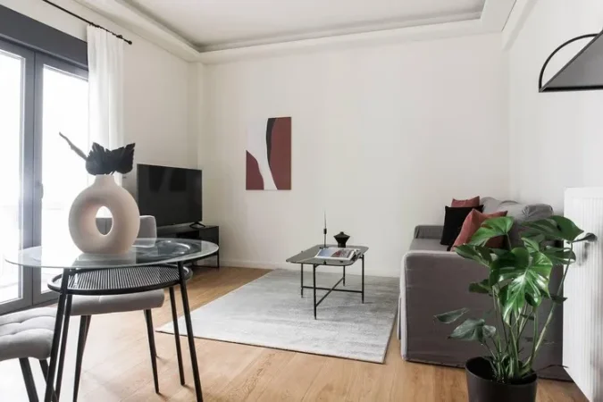Tirane, jepet me qera apartament 2+1 Kati 1, 100 m² 550 € (CASSA ITALIA)