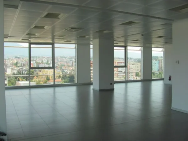 Tirane, jepet me qera ambjent biznesi Kati 8, 470 m² 9.400 € (ZOGU I ZI)