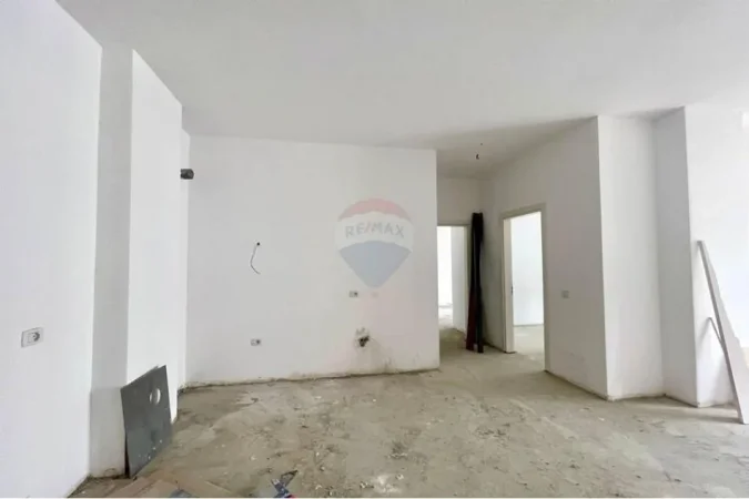 Tirane, shitet apartament 2+1+Ballkon Kati 7, 128 m² 115.000 € 