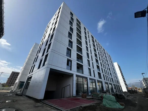 Tirane, shitet ambjent biznesi , 69 m² (Akses Tirana)