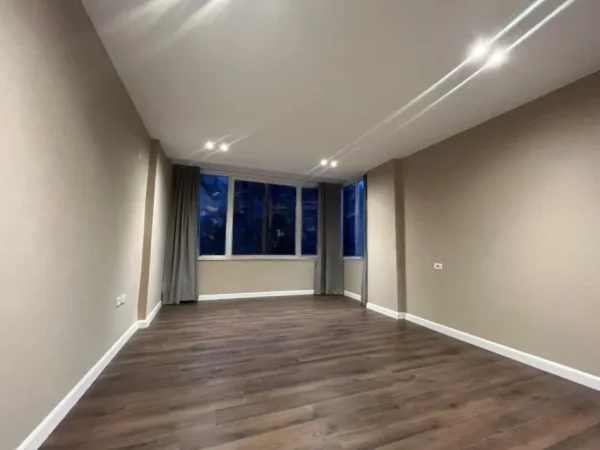 Tirane, shitet apartament 2+1 , 120 m² (Kopshti Botanik)