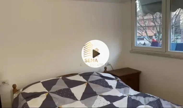 Tirane, shitet ambjent biznesi Kati 1, 47 m² 87.000 € (Rruga Dritan Hoxha, pallatet Arabe)