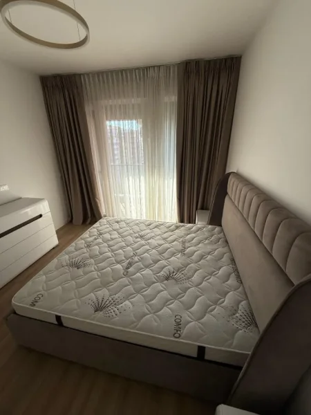 Tirane, jepet me qera apartament 2+1+Ballkon Kati 5, 125 m² 1.400 € (Parku Olimpik)