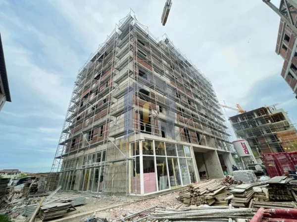 Tirane, shes apartament 1+1+Ballkon Kati 4, 85 m² 70.774 € (Kamez, Rruga Donald Trump)