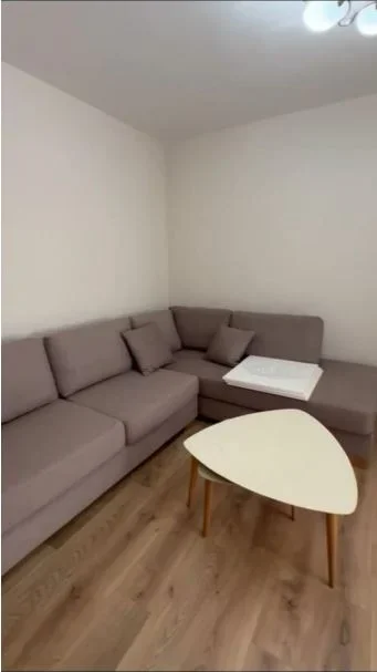 Tirane, jepet me qera apartament 1+1 Kati 2, 70 m² 550 € ( Jepet me qera Apartament 1+1 në 21 Dhjetori!)