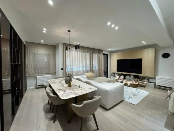 Tirane, shes apartament 2+1+2+ 2 POSTE PARKIMI , 184 m² 400.000 € (Kodra e Diellit)