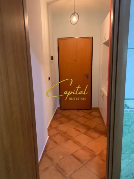 Tirane, jepet me qera apartament 1+1 Kati 8, 68 m² 480 € (STACIONI TRENIT)