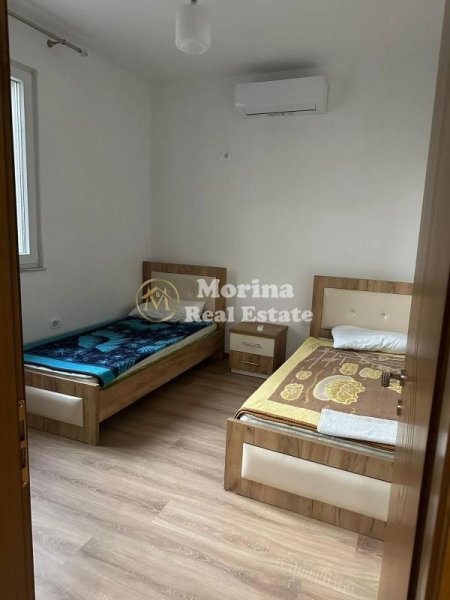 Tirane, jepet me qera apartament 3+1 Kati 1, 105 m² 700 € (Qyteti Studenti-Fakulteti i Ekonomise)