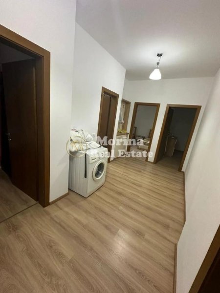 Tirane, jepet me qera apartament 3+1 Kati 1, 105 m² 700 € (Qyteti Studenti-Fakulteti i Ekonomise)
