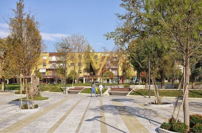 Elbasan, shitet toke , 7.500 m² 1.000.000 € (CERRIK)