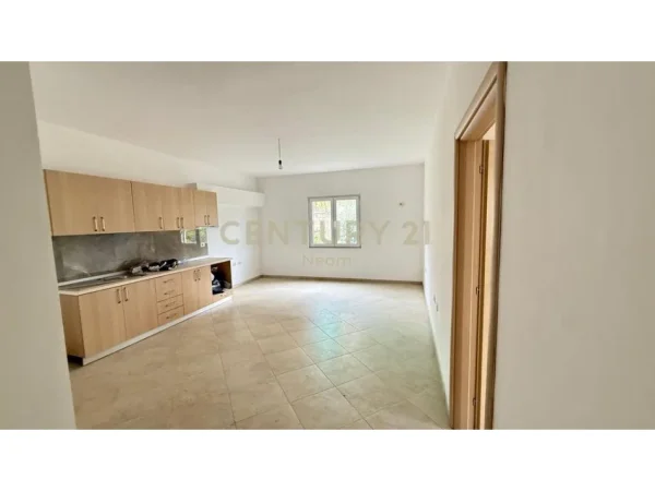 Tirane, shes apartament 2+1+2 , 103 m² 145.000 € (Ali Demi)