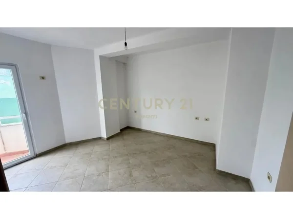 Tirane, shes apartament 2+1+2 , 103 m² 145.000 € (Ali Demi)