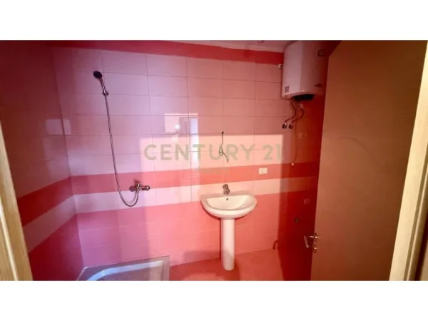 Tirane, shes apartament 2+1+2 , 103 m² 145.000 € (Ali Demi)