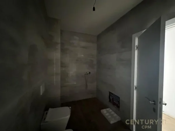 Tirane, shes apartament 3+1+2 , 149 m² 305.000 € (Kodra e Diellit)