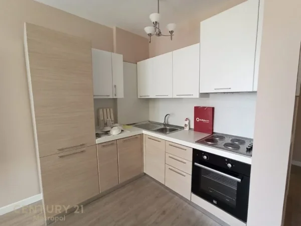 Tirane, shes apartament 1+1 , 73 m² 135.000 € (Rruga e Kavajës)