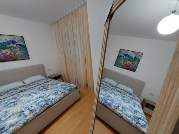 Tirane, jepet me qera apartament 2+1+Ballkon Kati 2, 90 m² 700 € (9Kateshet prane Burger King)