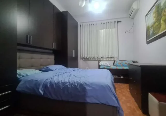 Tirane, shes apartament 2+1+Ballkon Kati 2, 111 m² 115.000 € (Fresk)