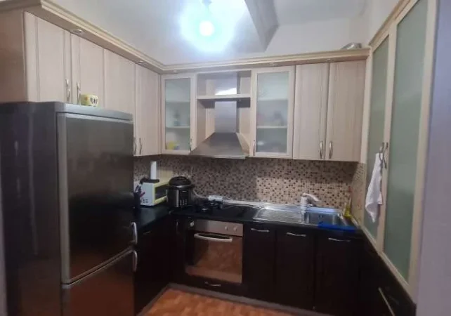 Tirane, shes apartament 2+1+Ballkon Kati 2, 111 m² 115.000 € (Fresk)
