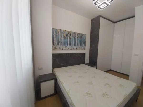 Tirane, shitet 1+1 Kati 8, 97.000 € (Dritan Hoxha)