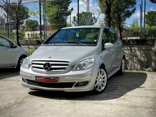 Tirane, shes makine BENZ B 200 CDI AUTOMAT Nafte, gri metalizato automatik Klima 195.000 km 4.790 €
