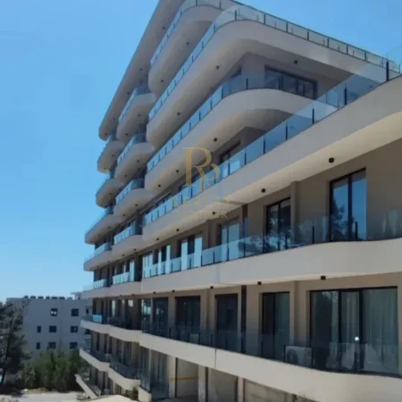 Shengjin, shitet apartament 1+1+Ballkon Kati 5, 73 m² 104.000 € (Shengjin)