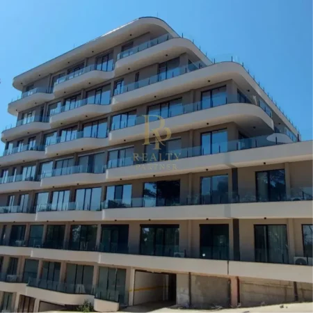 Shengjin, shitet apartament 1+1+Ballkon Kati 5, 73 m² 104.000 € (Shengjin)