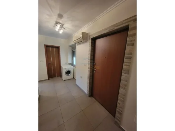 Qera, Apartament 1+1, Brryli,Tiranë