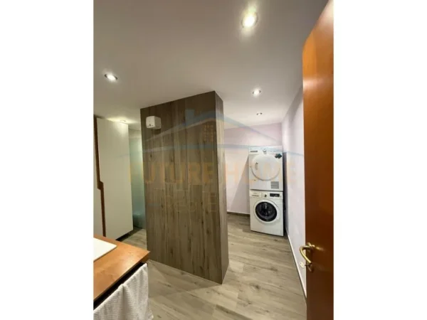 Tirane, shitet apartament 3+1+Ballkon Kati 3, 157 m² 339.900 € (Ish Ekspozita, Rruga Nikolla Jorga)