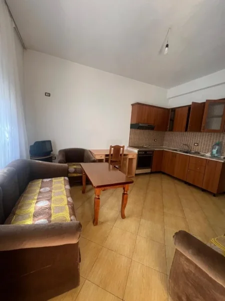 Tirane, jepet me qera apartament 1+1 Kati 0, 45 m² 300 € (Jordab Misja)