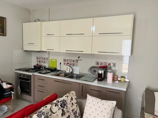 Vlore, shitet apartament 1+1+Ballkon Kati 2, 80 m² 190.000 € (VLORE)