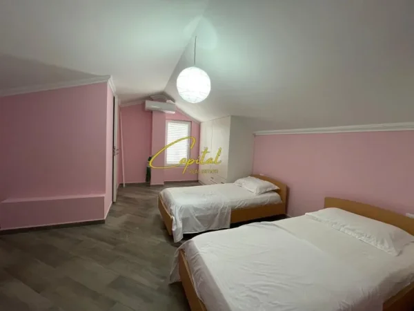 Tirane, jepet me qera apartament duplex 3+1 Kati 6, 220 m² 1.200 € (LIQENI I THATE)