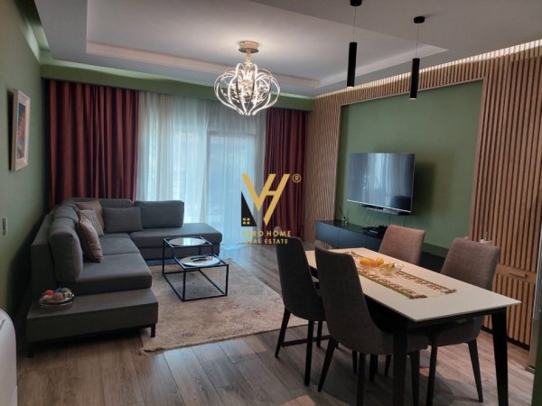 Tirane, jepet me qera apartament 3+1+Ballkon Kati 1, 125 m² 950 € (SELVIA, QENDER)