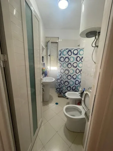 Tirane, shitet apartament 3+1 Kati 8, 107 m² 135.000 € (Sokrat miho)