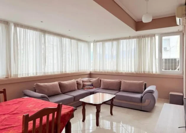 Tirane, shitet 2+1+Ballkon Kati 4, 98 m² 190.000 € (Ish parku)